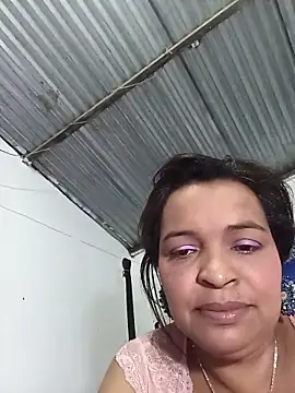 Snapshot of _violetta_- chatting on January 16, 2026, 11:58 am violetta - online show from January 16, 2026, 11:58 am