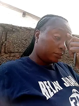 Sexyebonyxxx87 online show from October 6, 2025, 3:42 pm