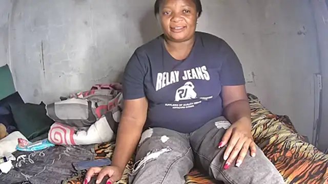 Snapshot of Sexyebonyxxx87 chatting on February 15, 2026, 7:32 pm Sexyebonyxxx87 online show from February 15, 2026, 7:32 pm