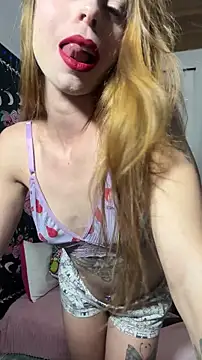 RuivaRaposinha online show from November 13, 2025, 12:42 am