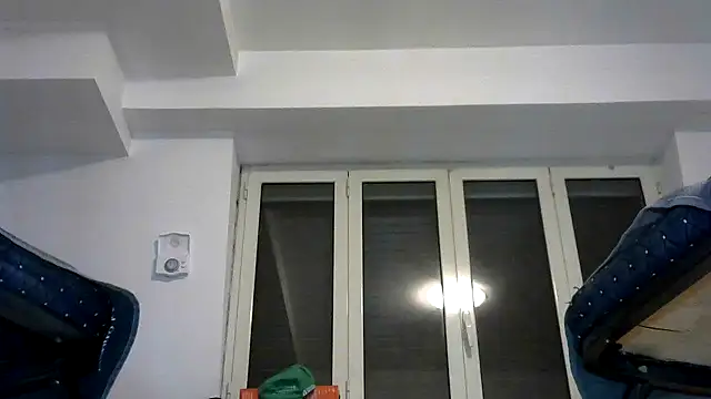 alkro63 online show from March 13, 2025, 10:32 pm