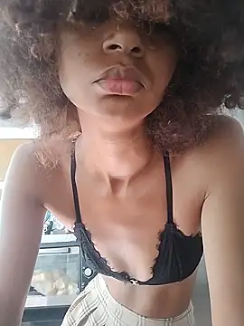 Emanuelle manu online show from December 9, 2024, 11:36 am