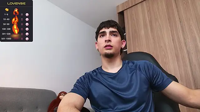 Snapshot of zenn_rush1 chatting on December 5, 2024, 7:06 pm zenn rush1 online show from December 5, 2024, 7:06 pm