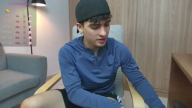 Snapshot of zenn_rush1 chatting on February 21, 2025, 1:33 pm zenn rush1 online show from February 21, 2025, 1:33 pm