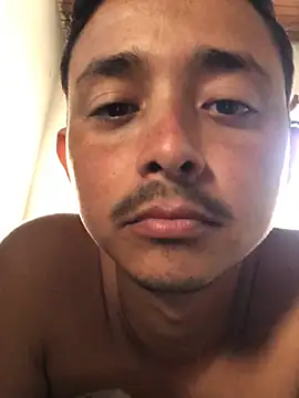 isacalejandroo online show from January 18, 2025, 8:30 pm