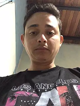 isacalejandroo online show from January 27, 2025, 4:30 am