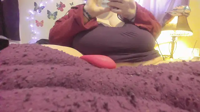 Alli Kat online show from February 10, 2025, 8:00 pm