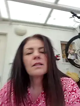 420Curvybabe online show from December 21, 2024, 2:58 pm