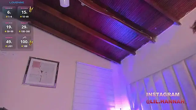 Snapshot of lil_hanna18 chatting on January 29, 2025, 11:51 am lil hanna18 online show from January 29, 2025, 11:51 am