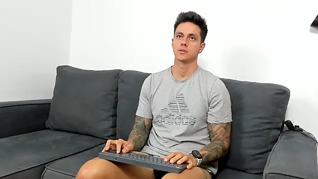 JeanBroc online show from October 9, 2025, 8:40 pm