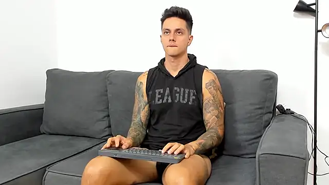 JeanBroc online show from October 19, 2025, 8:20 pm