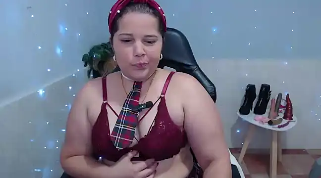Snapshot of kiara_scottt chatting on January 6, 2025, 8:03 am kiara scottt online show from January 6, 2025, 8:03 am