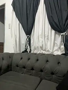 PEACHY439 online show from March 22, 2025, 1:43 am