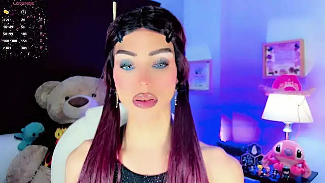 Snapshot of dollswit01 chatting on February 7, 2025, 11:24 pm dollswit01 online show from February 7, 2025, 11:24 pm