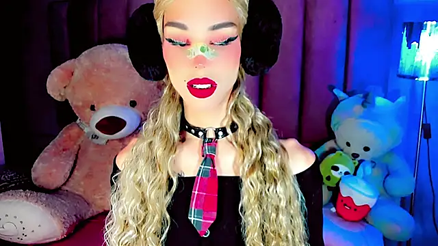 dollswit01 online show from January 17, 2026, 3:39 pm