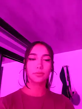 Snapshot of _ella_b chatting on January 14, 2025, 7:48 am ella b online show from January 14, 2025, 7:48 am