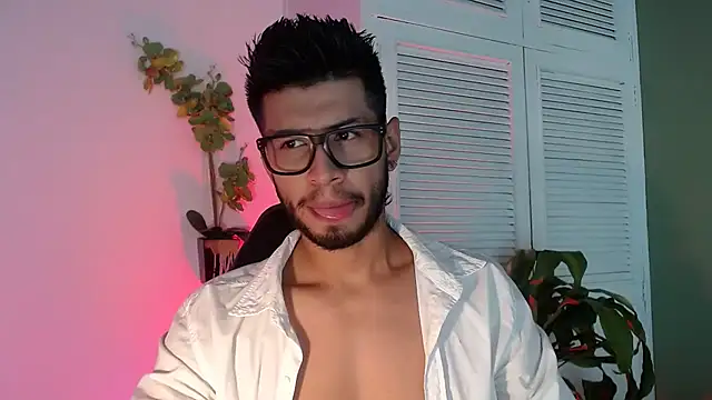 Snapshot of Colby_brown03 chatting on September 16, 2025, 7:37 pm Colby brown03 online show from September 16, 2025, 7:37 pm