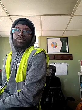 Snapshot of Txdarkmeat74 chatting on November 28, 2025, 6:10 pm Txdarkmeat74 online show from November 28, 2025, 6:10 pm