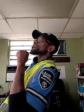 Snapshot of Txdarkmeat74 chatting on February 10, 2026, 6:34 pm Txdarkmeat74 online show from February 10, 2026, 6:34 pm