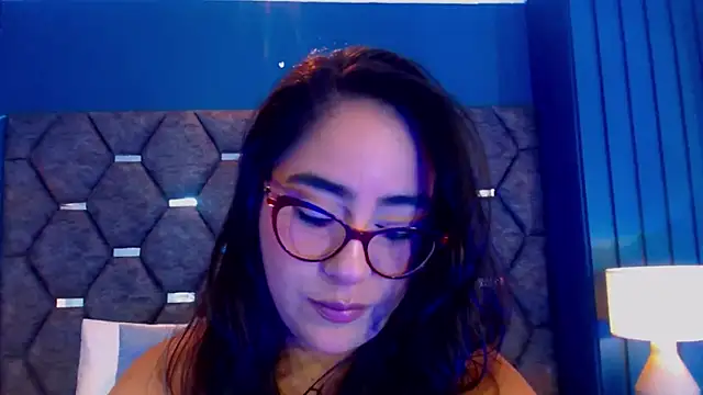 DevonPiers online show from September 15, 2025, 12:05 pm