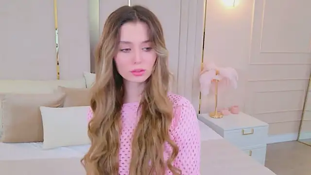 Snapshot of MarybethSnow chatting on March 4, 2026, 5:08 pm MarybethSnow online show from March 4, 2026, 5:08 pm