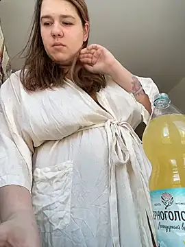 SuzieMurray online show from February 14, 2026, 8:11 am