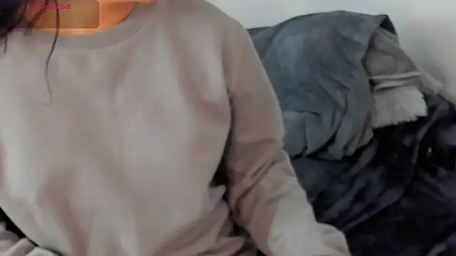 lorymoon online show from December 9, 2024, 10:09 pm