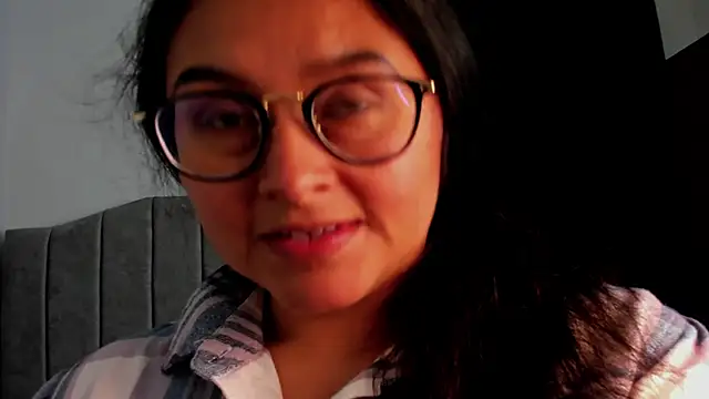 lorymoon online show from January 7, 2025, 10:30 pm