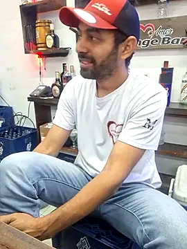 Snapshot of Alsaud1106 chatting on March 4, 2025, 8:27 pm Alsaud1106 online show from March 4, 2025, 8:27 pm