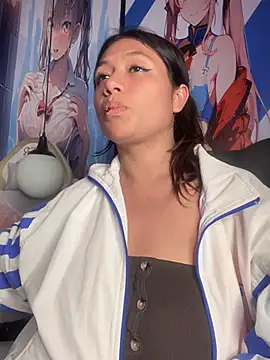 Im Little online show from February 23, 2025, 3:02 am