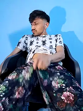 Snapshot of charlesss19 chatting on March 20, 2025, 6:52 am charlesss19 online show from March 20, 2025, 6:52 am