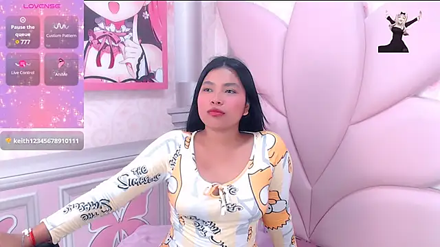 lauren sofia19 online show from December 12, 2024, 6:14 am