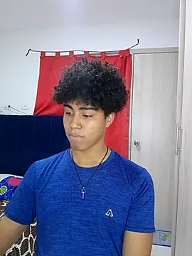 sexy diamante  online show from January 18, 2026, 10:13 pm