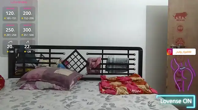 sexy-honey09 online show from March 9, 2025, 5:17 pm