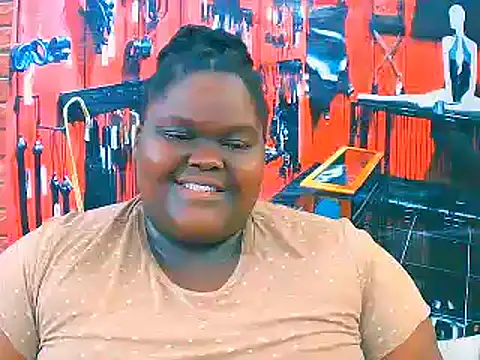 EbonyHotBuns online show from November 13, 2025, 7:57 pm