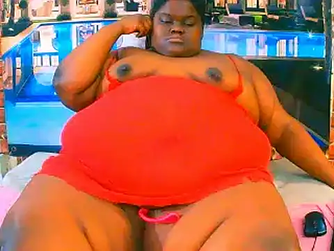 EbonyHotBuns online show from May 14, 2026, 6:53 am