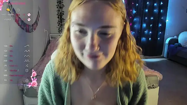 ReddHotPipper online show from December 30, 2024, 4:09 am