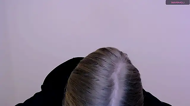 Snapshot of MissOliviaa_ chatting on December 23, 2024, 11:57 am MissOliviaa  online show from December 23, 2024, 11:57 am