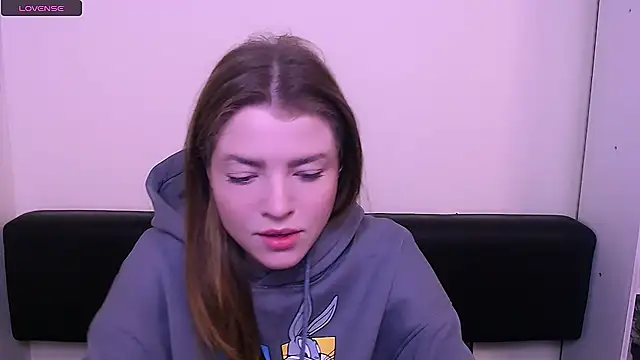 Snapshot of MissOliviaa_ chatting on January 21, 2025, 7:58 am MissOliviaa  online show from January 21, 2025, 7:58 am