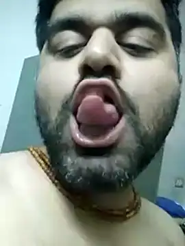 Snapshot of Happyman300 chatting on November 9, 2025, 8:29 pm Happyman300 online show from November 9, 2025, 8:29 pm