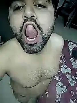 Snapshot of Happyman300 chatting on November 10, 2025, 10:09 pm Happyman300 online show from November 10, 2025, 10:09 pm