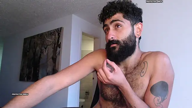 Snapshot of Drogamma chatting on February 8, 2025, 10:40 pm Drogamma online show from February 8, 2025, 10:40 pm