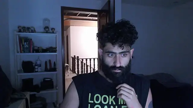 Snapshot of Drogamma chatting on March 11, 2025, 3:37 am Drogamma online show from March 11, 2025, 3:37 am