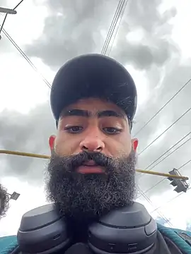 Snapshot of Drogamma chatting on March 19, 2025, 5:17 pm Drogamma online show from March 19, 2025, 5:17 pm