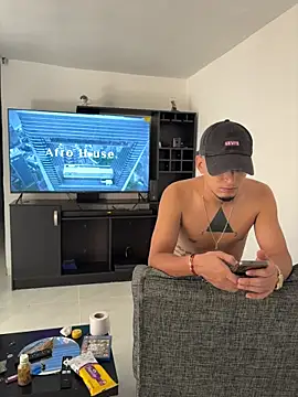 ArturoDelgado1 online show from March 28, 2026, 4:28 pm