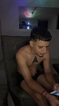 ArturoDelgado1 online show from March 31, 2026, 10:37 am