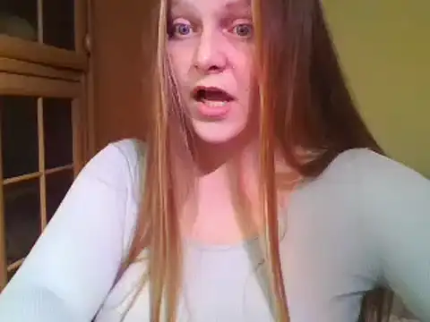 Evasapples online show from January 31, 2025, 6:57 pm