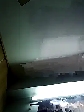 akash125800 online show from February 1, 2025, 5:07 am