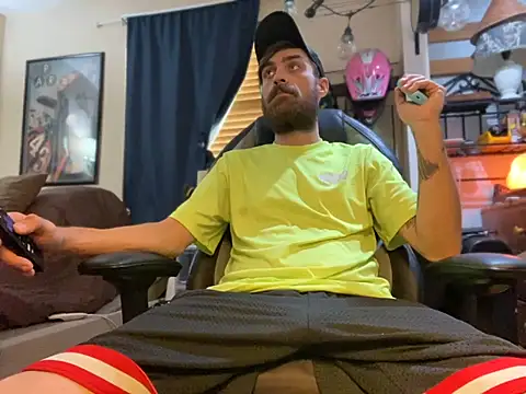 slutty guy12 online show from March 21, 2025, 8:18 pm