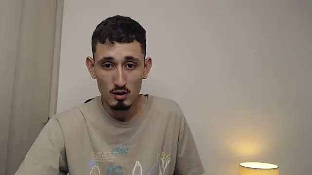 enzo 0814 online show from February 26, 2025, 5:09 am